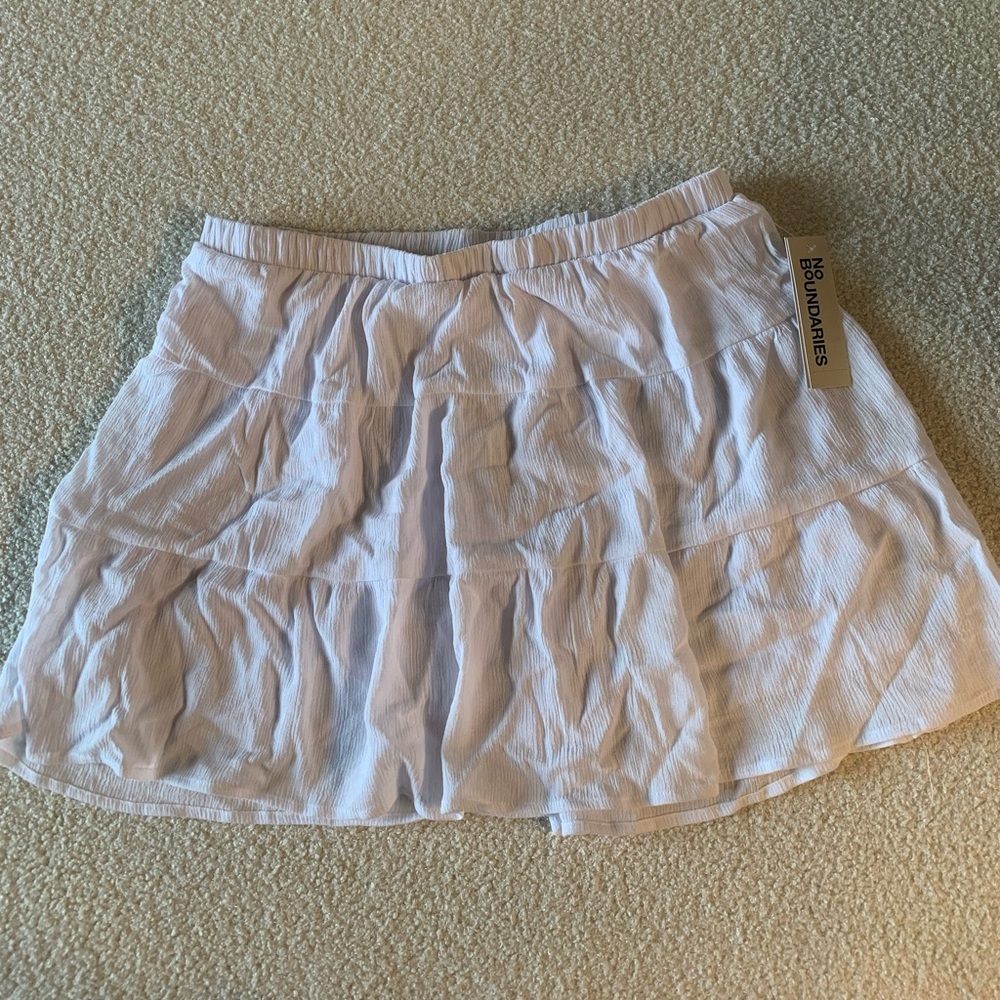 No Boundaries Light Skirt L (12/14)